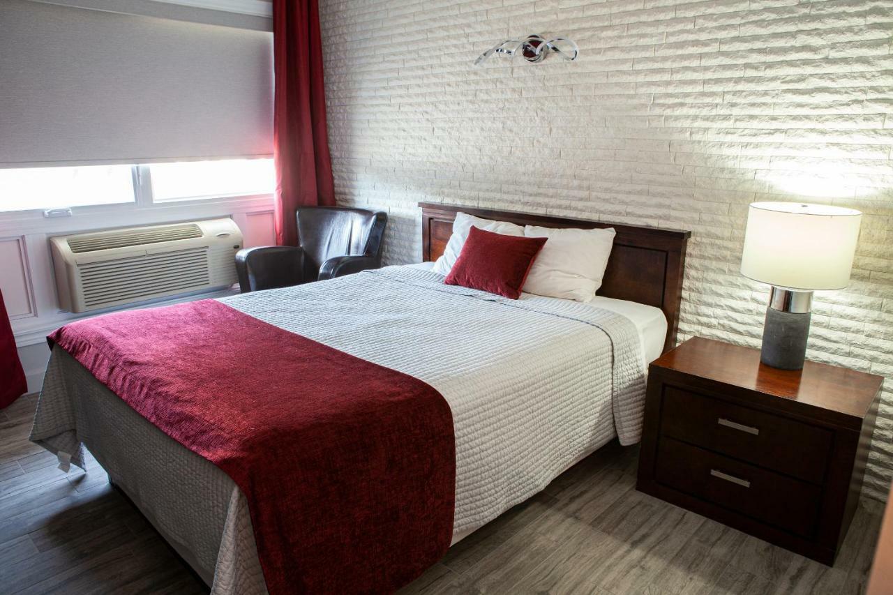 Hotel Motel Le Quiet Lac-Mégantic Kültér fotó