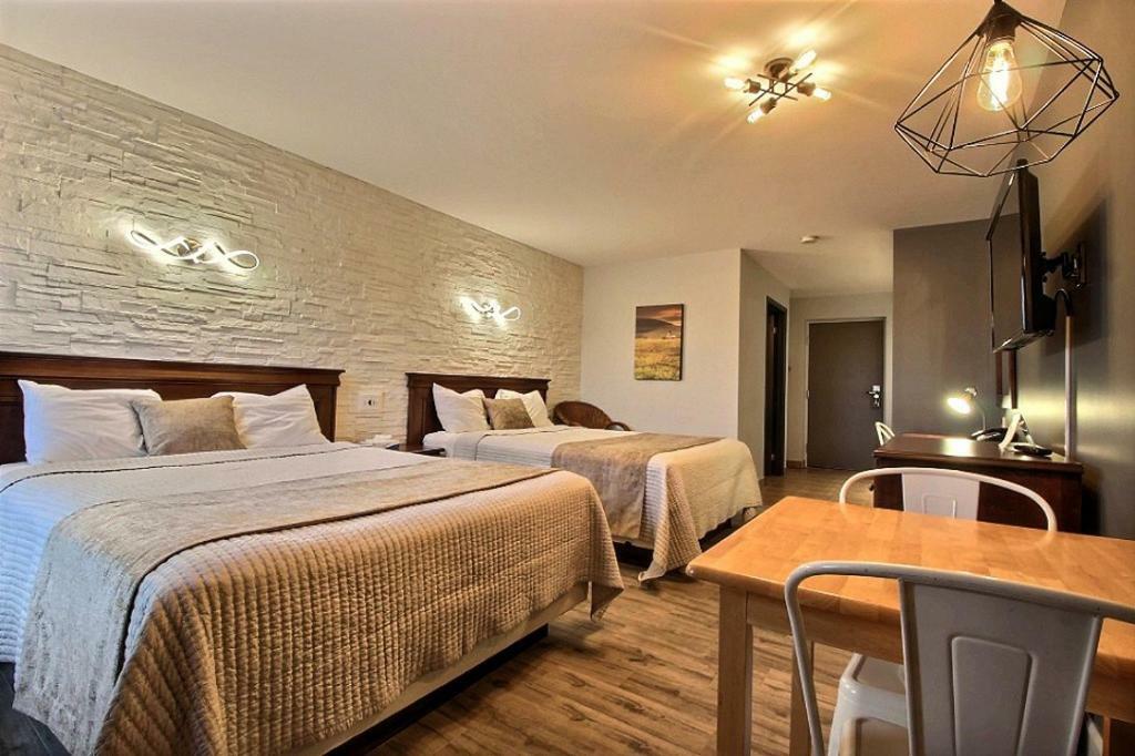 Hotel Motel Le Quiet Lac-Mégantic Kültér fotó